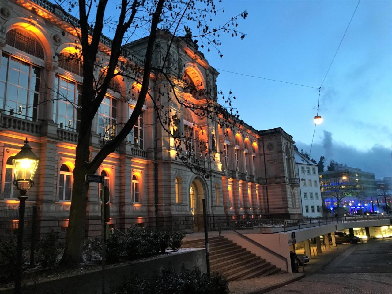Hotel Rathausgloeckel Baden-Baden Exterior foto